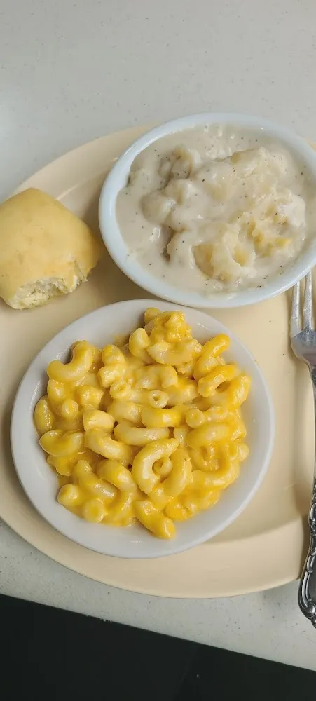 Mac and Cheese and Mashed Potatoes